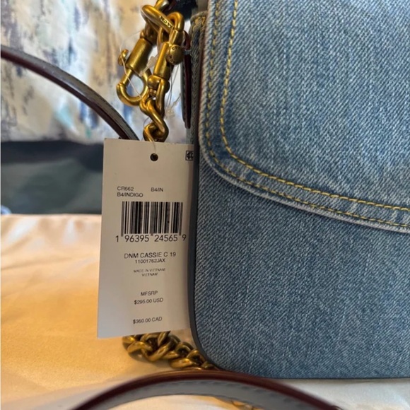 Coach Casie Denim Turnlock Crossbody Bag with Gold Chain - Picture 8 of 9